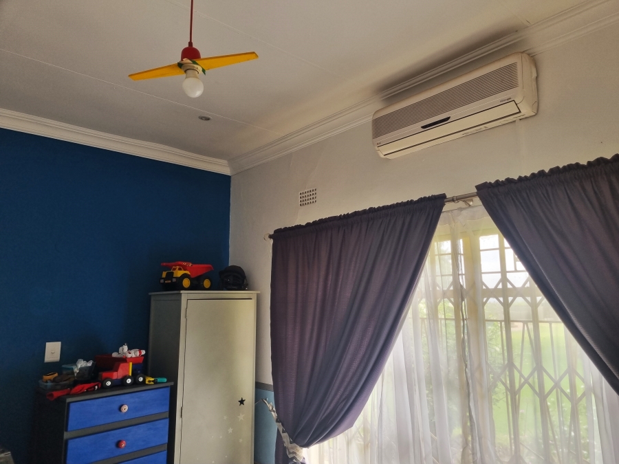 Commercial Property for Sale in Zuurplaat A H North West